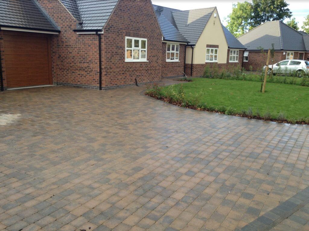 RG-Driveways-Solihull-Birmingham-Driveway-in-West-Midlands-1024×766